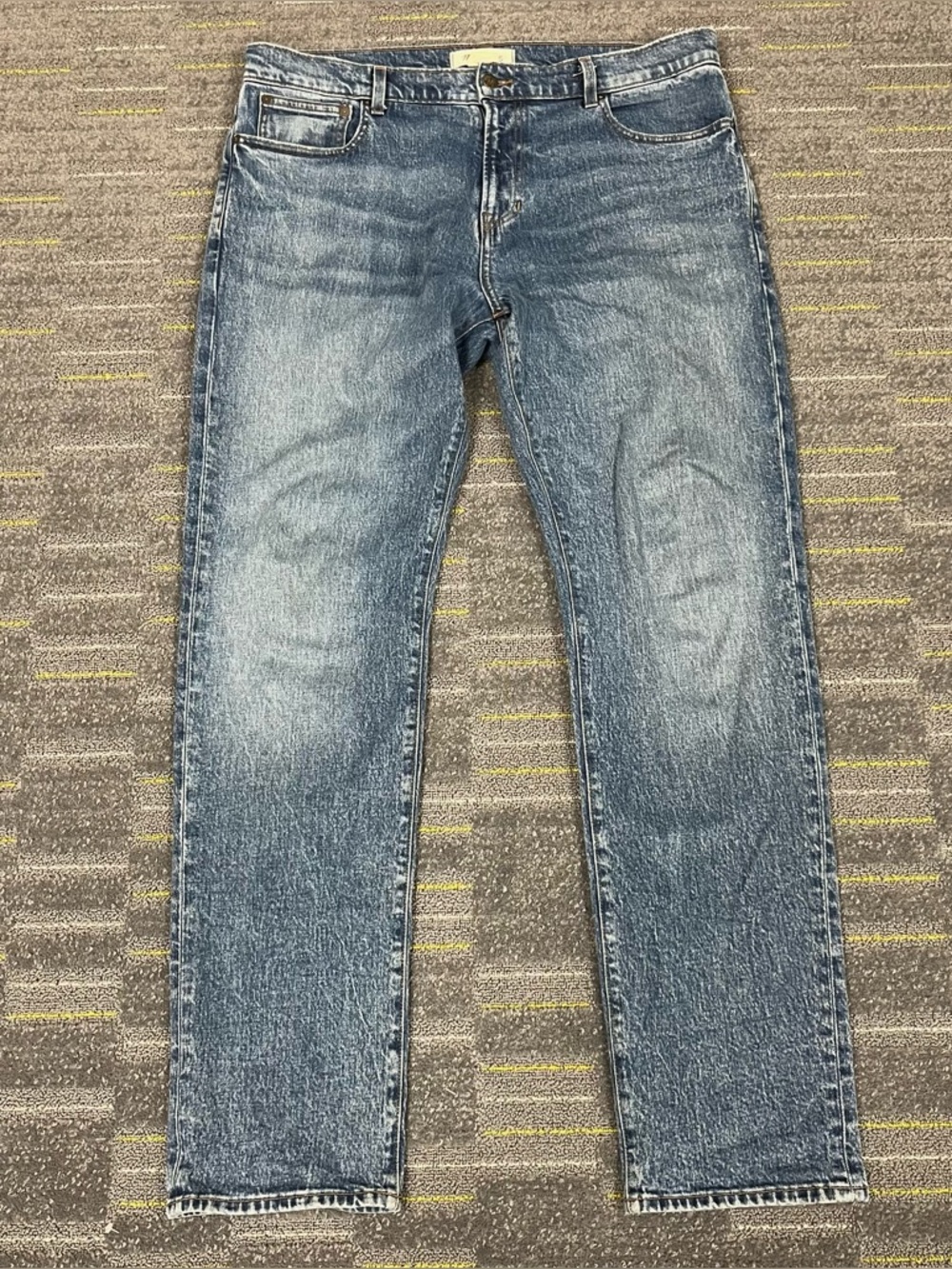 Madewell The 1991 Straight Leg Jean Mens Size 35x34 Medium Wash Denim Hipster